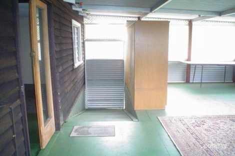 Property photo of 14 Sollya Crescent Dwellingup WA 6213