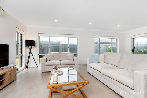 Property photo of 11 Dune Drive Fern Bay NSW 2295