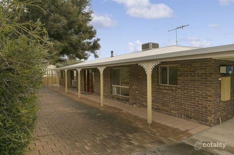 Property photo of 4 Omeo Close Hallett Cove SA 5158