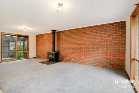 Property photo of 2 First Street Broadford VIC 3658