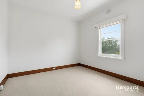 Property photo of 143 Augusta Road Lenah Valley TAS 7008