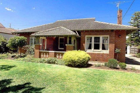 Property photo of 5 Newham Grove Ormond VIC 3204