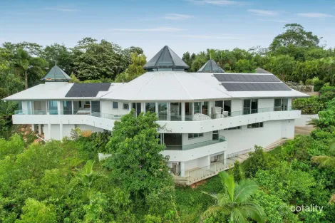 Property photo of 4 Explorers Drive South Mission Beach QLD 4852