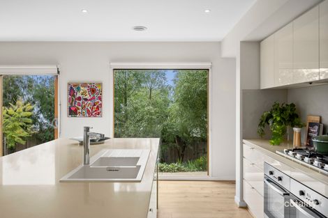 Property photo of 75 Stoneleigh Crescent Highton VIC 3216