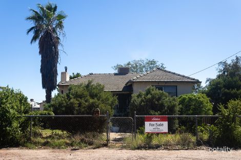 Property photo of 4 Muscat Street Merredin WA 6415