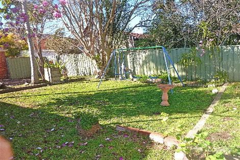 Property photo of 18 Parry Avenue Narwee NSW 2209