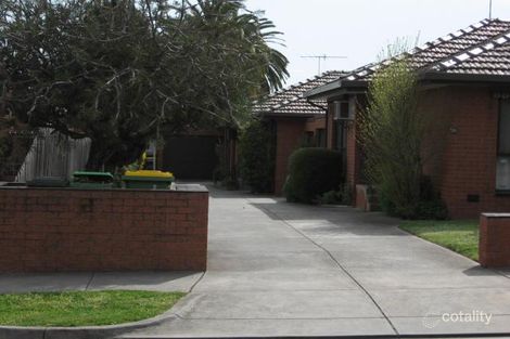 2/56 Thackeray Rd, Reservoir, VIC 3073