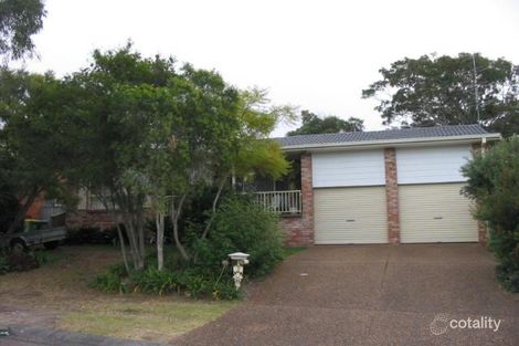 2 Lonsdale Cl, Lake Haven, NSW 2263
