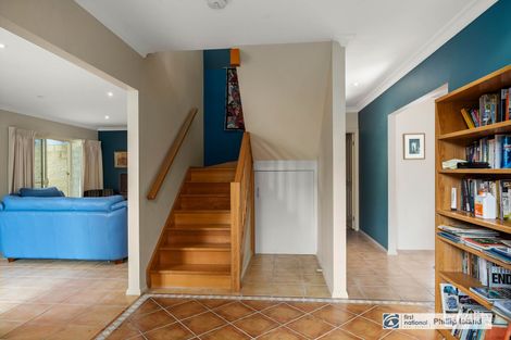 Property photo of 2/14-16 Osbourne Avenue Cowes VIC 3922