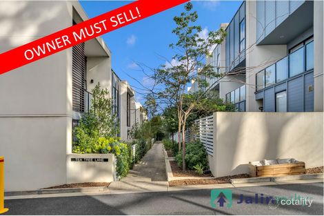 Property photo of 2 Tea Tree Lane Burwood VIC 3125