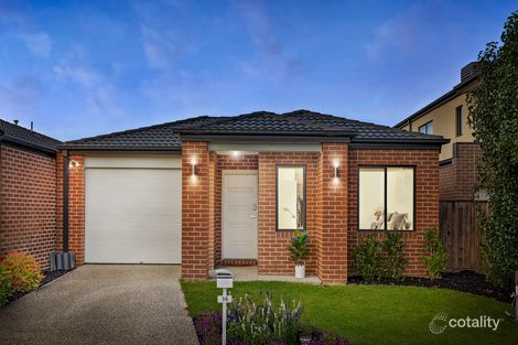 Property photo of 14 Dalziell Crescent Cranbourne North VIC 3977
