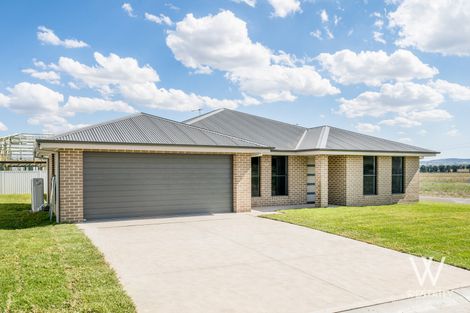 28 Carrol Ave, Eglinton, NSW 2795