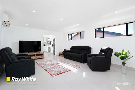 Property photo of 16 Hewitt Place Minto NSW 2566