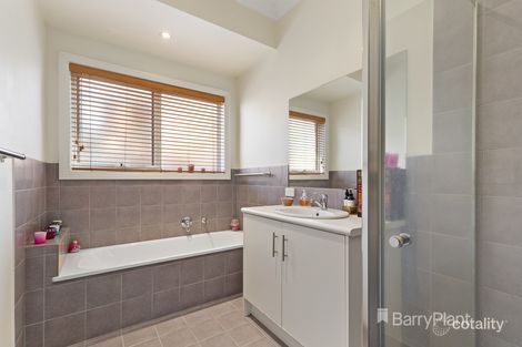 Property photo of 2/478 Dorset Road Boronia VIC 3155