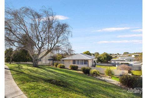 6 Holloway Cres, Mount Gambier, SA 5290