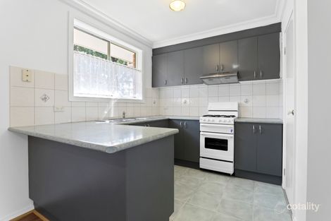 Property photo of 2/12 Meadow Wood Walk Narre Warren VIC 3805