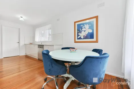 Property photo of 4 Hayes Court Dandenong North VIC 3175