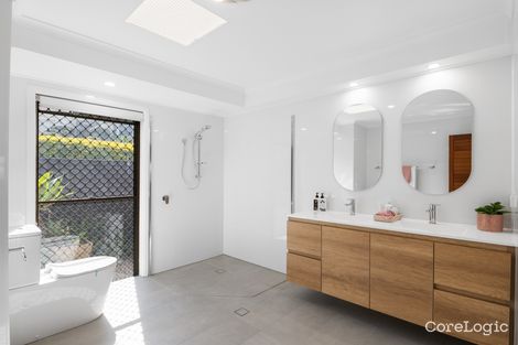 2 Evans Ct, Mount Ommaney, QLD 4074