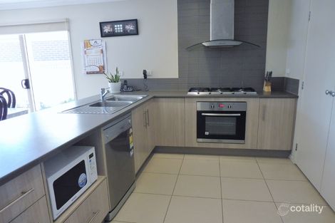 Property photo of 14 Weathertop Way Cranbourne East VIC 3977