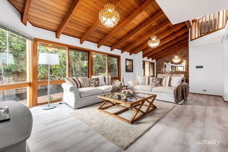 Property photo of 30 George Knox Drive Rowville VIC 3178