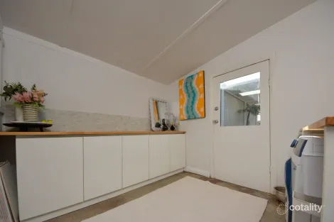 Property photo of 88 Wyeree Road Mandurah WA 6210