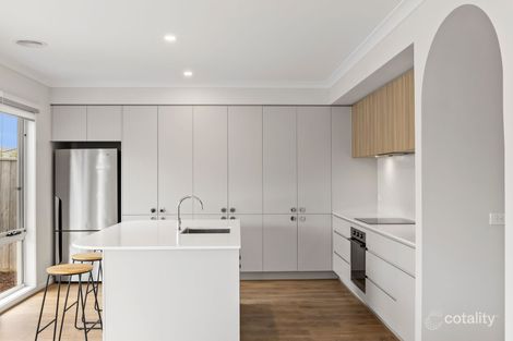 Property photo of 20 Spirit Crescent Armstrong Creek VIC 3217