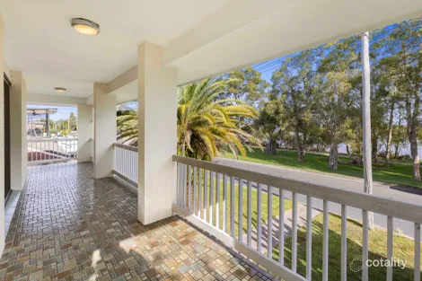 Property photo of 197 Esplanade Golden Beach QLD 4551