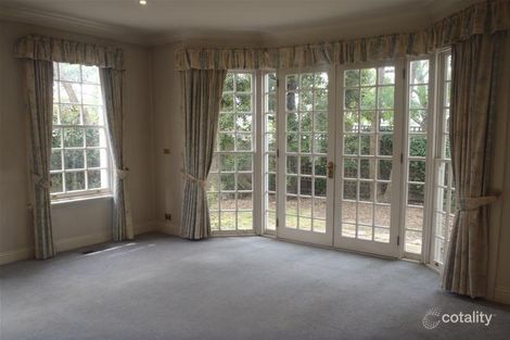 Property photo of 1/1A Carnarvon Road Caulfield North VIC 3161