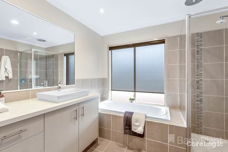 5 Torquita Ct, Hillside, VIC 3037