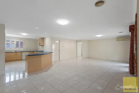 Property photo of 16 Stable Drive Truganina VIC 3029