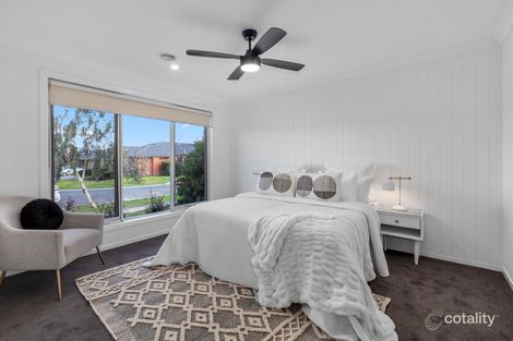 Property photo of 28 Stringybark Avenue Wallan VIC 3756