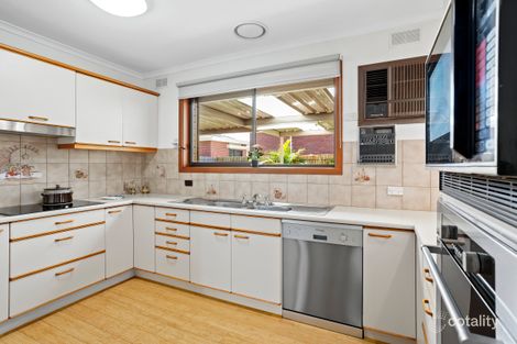 Property photo of 15 Langhorne Street Altona Meadows VIC 3028