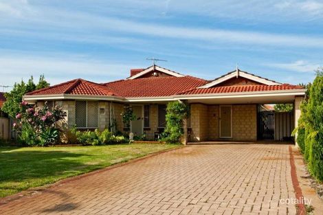 3 Woodrow Ct, Queens Park, WA 6107