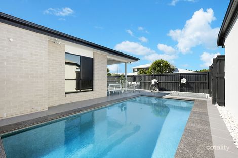 Property photo of 8 Lime Crescent Caloundra West QLD 4551