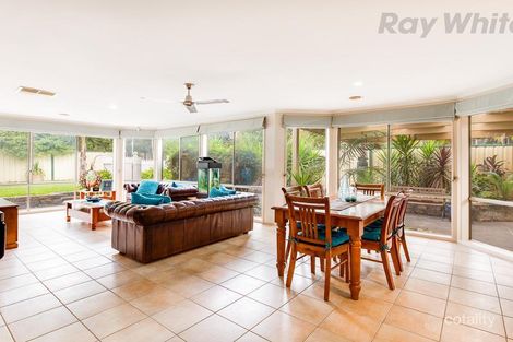 Property photo of 30 Doreen Rogen Way South Morang VIC 3752