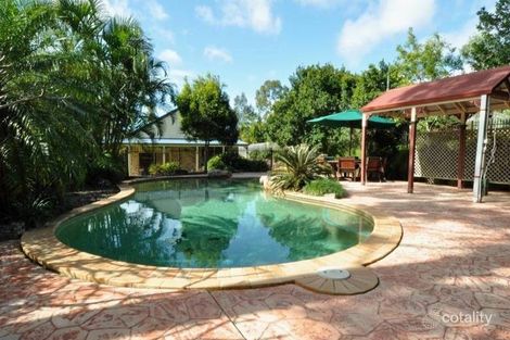 Property photo of 4 Centre Court Oxenford QLD 4210
