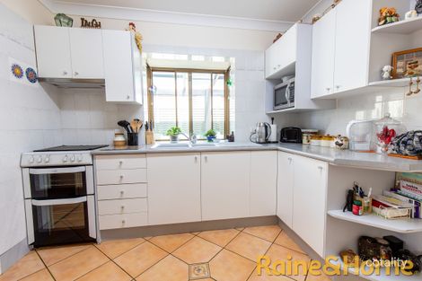 Property photo of 49 Sturt Circle Dubbo NSW 2830