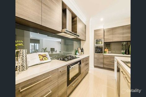 Property photo of 36 Omeara Crescent Cranbourne East VIC 3977