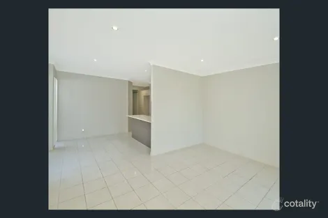 Property photo of 19 Hampton Lane Pimpama QLD 4209