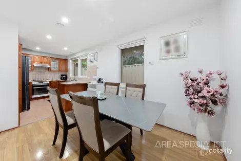 Property photo of 44 Tarana Crescent Kings Park VIC 3021
