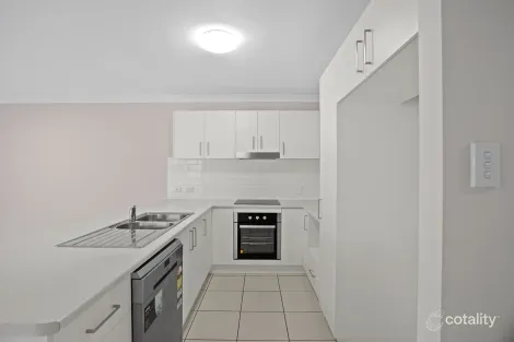 14 Lockyer Pl, Crestmead, QLD 4132