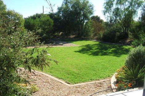 Property photo of 12 Saddleback Road Mullaquana SA 5608