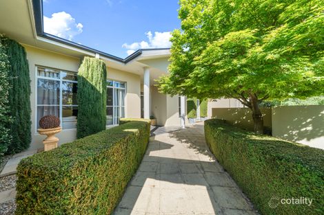 Property photo of 5 Camphorwood Close Jerrabomberra NSW 2619