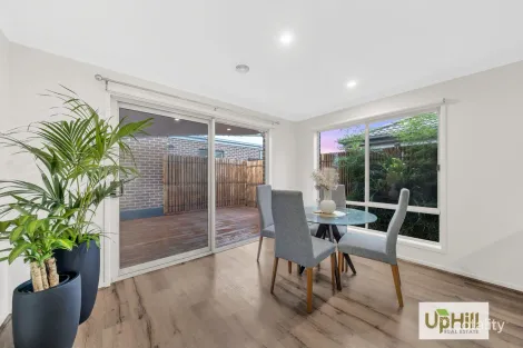 Property photo of 1 Westbourne Street Clyde North VIC 3978