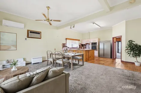 Property photo of 15 The Parade Mansfield VIC 3722