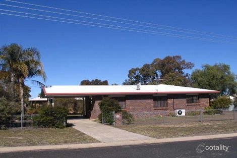 82 Daisy St, Miles, QLD 4415