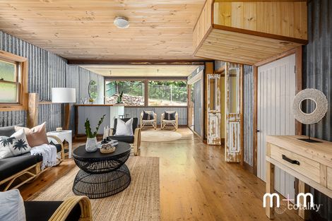 Property photo of 297 Cordeaux Road Mount Kembla NSW 2526