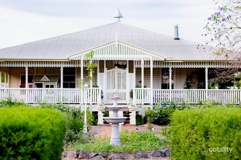 Property photo of 25 Braeside Road Emerald QLD 4720