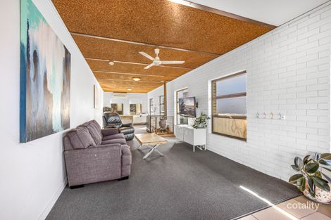 Property photo of 189 Esplanade Golden Beach QLD 4551