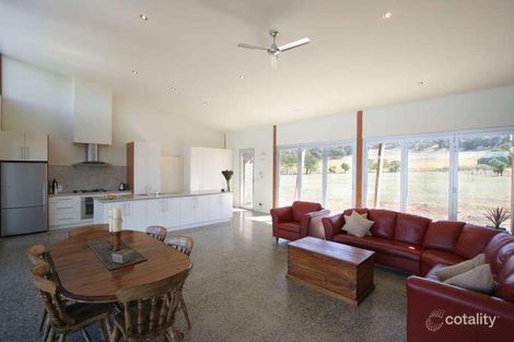 Property photo of 21 Palmer Crescent Newham VIC 3442